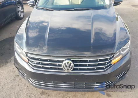 2017 Volkswagen Passat 1.8T R-Line из США, поврежденный, VIN 1VWDT7A30HC022064